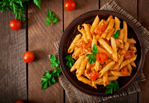penne-pasta-tomato-sauce-with-chicken-tomatoes